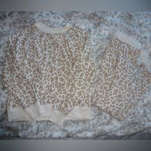 Old Navy Cream and Tan Leopard Pajama Set
